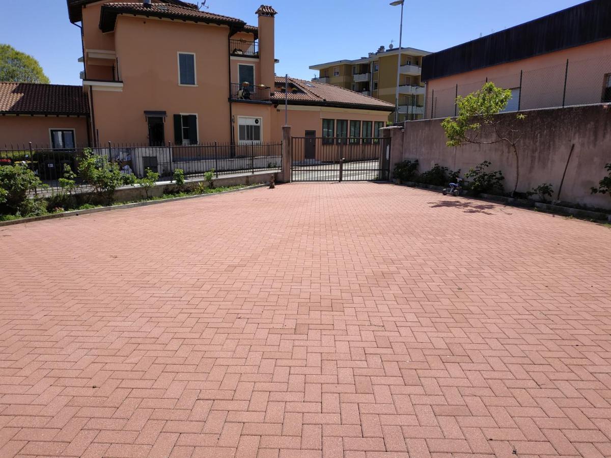 Casa Marina Apartment Verbania Exterior photo