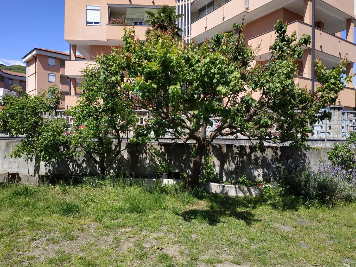 Casa Marina Apartment Verbania Exterior photo